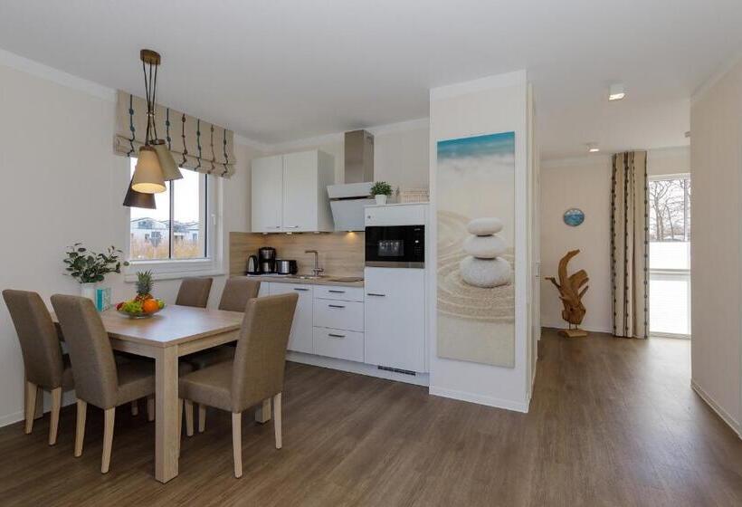 Aparthotel Waterkant Suites Fewos Am Meer Mit Spa