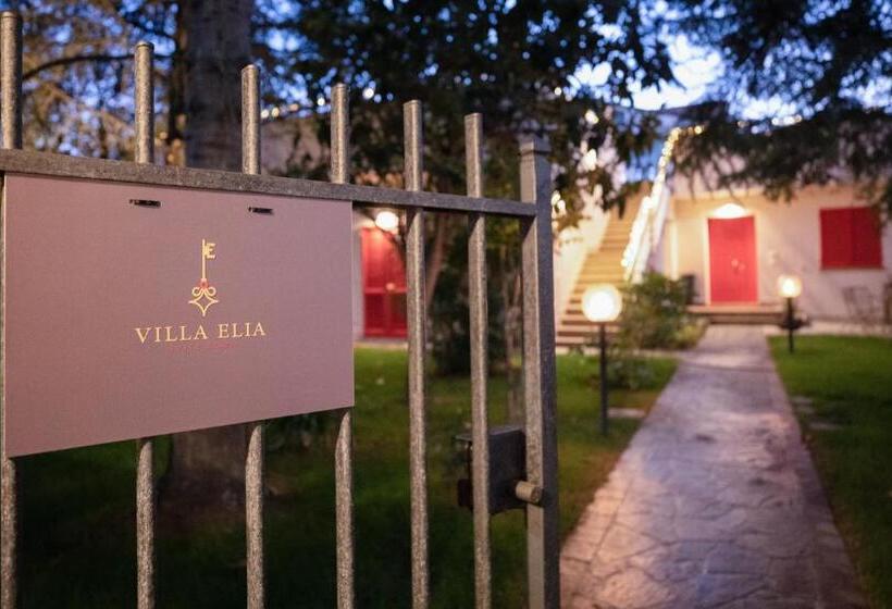 تختخواب و صبحانه Villa Elia Suite Room