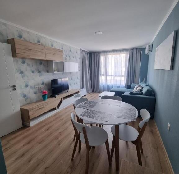 Burgas Beach Resort 2 Apartments