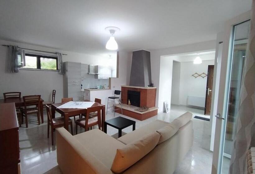 Casa Degli Ulivi Con Parcheggio Privato