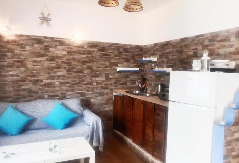 Casa Del Abuelo Trujillo 2