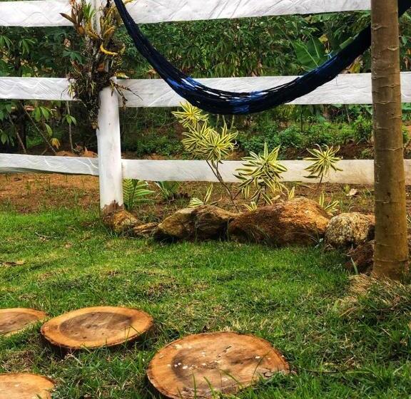 Casinhas Em Terras Frias