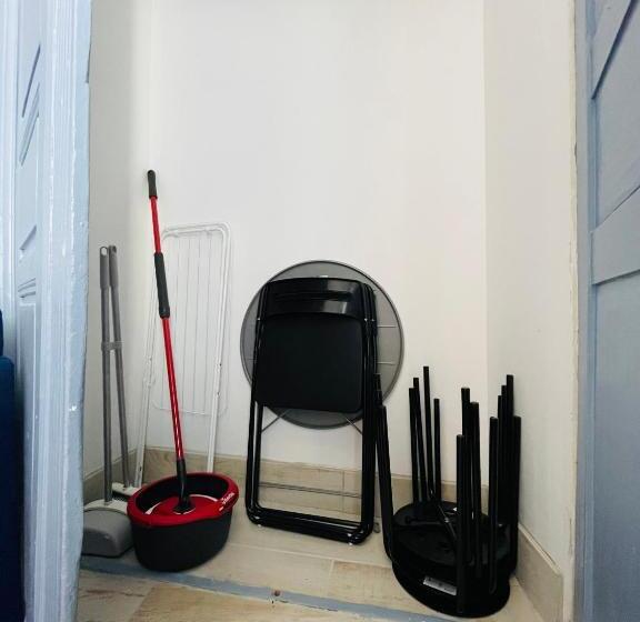 Dnn   Modern 1 Br, Center Thiers   Free Wifi And Parking   Near Lyon, Vichy, Clermont