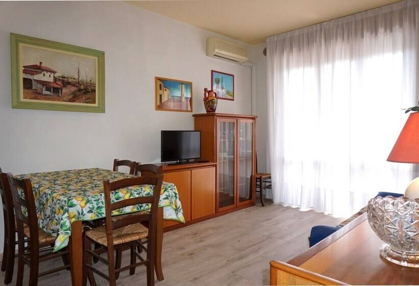 Flat In Rosolina In Residence With Pool