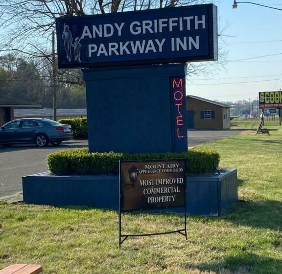 酒店 Andy Griffith Parkway Inn