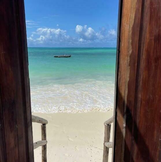 فندق Equalia Boutique