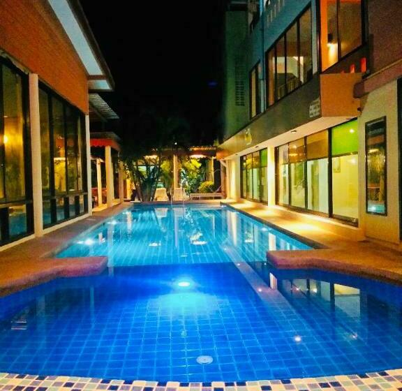 Szálloda โรงแรมฟร้อนบีช Frontbeach