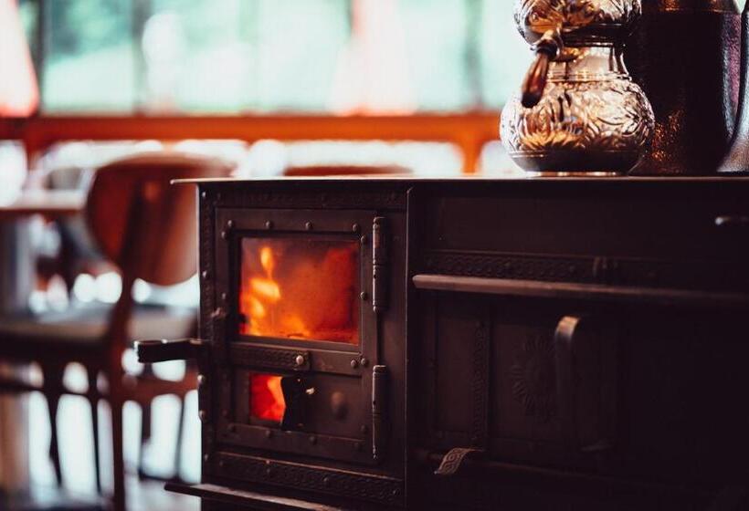 בית מלון כפרי Grand şelale