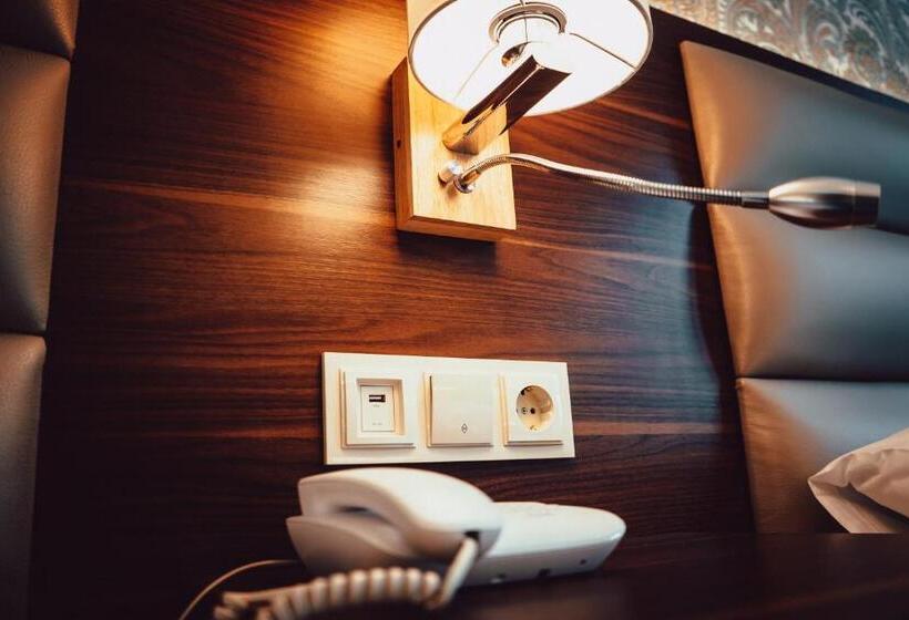 בית מלון כפרי Grand şelale