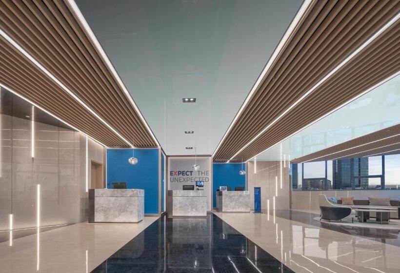 Отель Holiday Inn Express Shanghai Qingpu New City, An Ihg