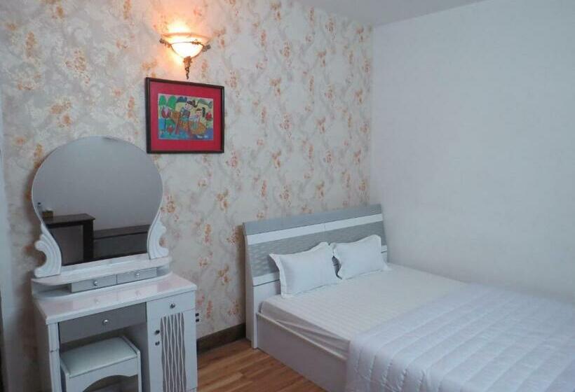 هتل Khách Sạn Hương Sen Phú Yên