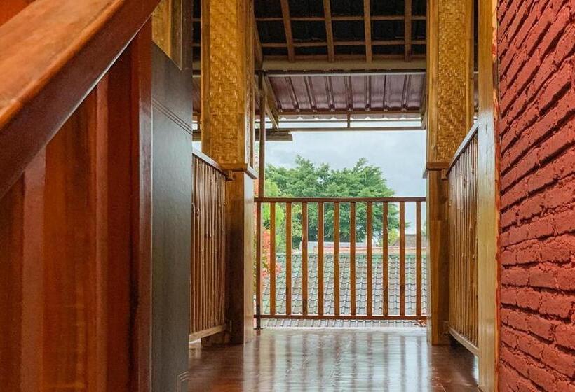 ホテル Lesehan Cahaya Tetebatu Inn Syariah At Desa Wisata