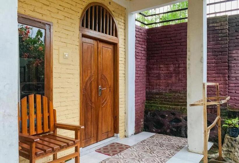 ホテル Lesehan Cahaya Tetebatu Inn Syariah At Desa Wisata