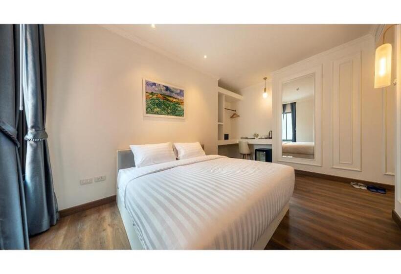 ホテル Nine River