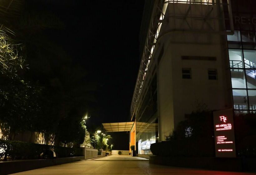 ホテル Regenta Suites Gurugram, Sohna Road, Sector 49