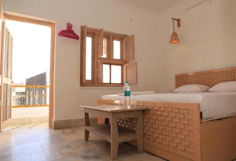 酒店 The Brahma Space