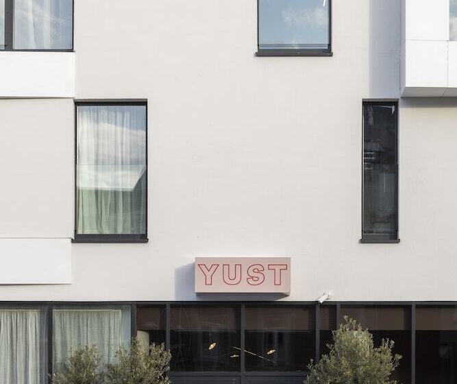 ホテル Yust Liege