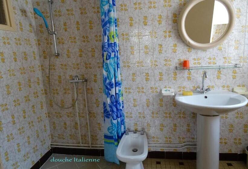 Les Hirondelles De Montsec