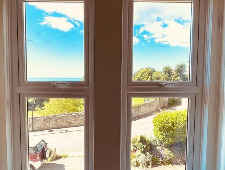 Lottie S Lookout, Ventnor With Fantastic Sea Views