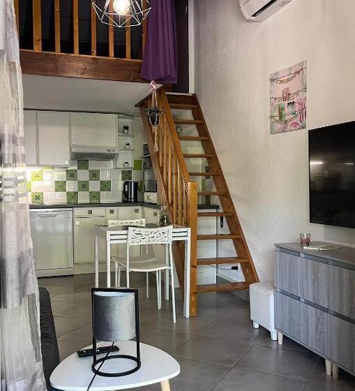 Maison De 2 Chambres Avec Jardin Clos A Leucate