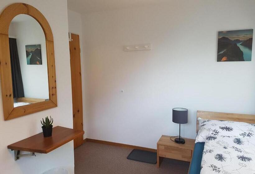 ペンション Casa Crap