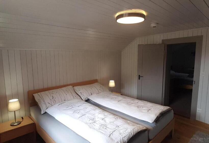 ペンション Casa Crap