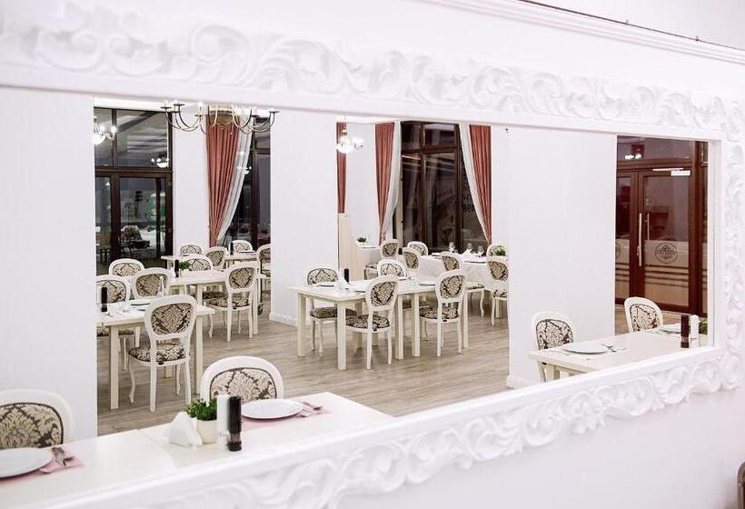 פנסיון Complex Pescăresc Gura Repezii Borșa