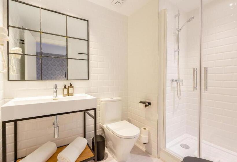 ペンション Fly Rooms Madrid Airport