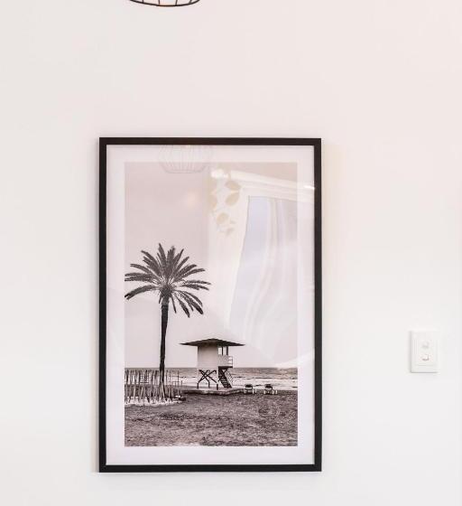 Pet Friendly House Opposite Bokarina Beach