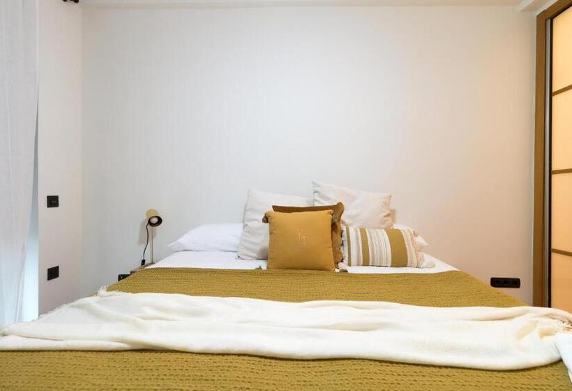 Pozas By Staynnapartments