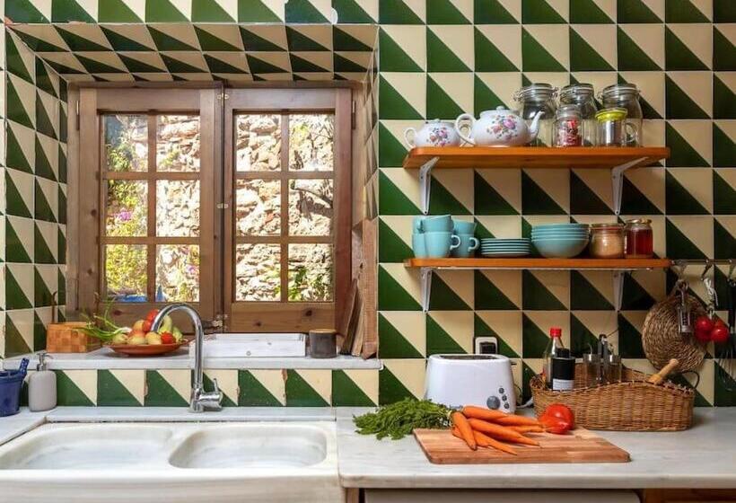 Preciosa Casa Rural En El Centro De Peratallada