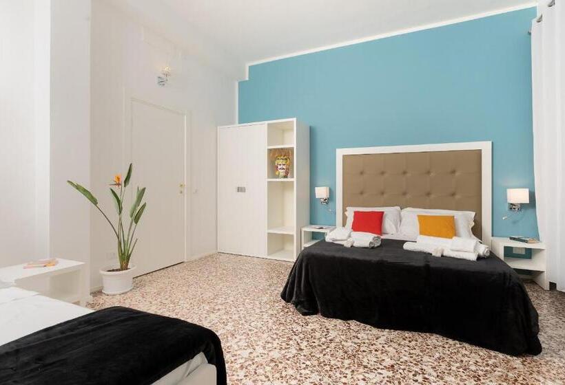 Regina Margherita Bed And Breakfast & Rooftop Lounge Bar