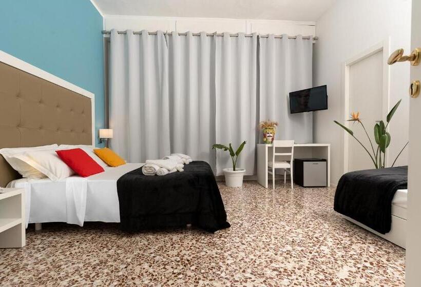 Regina Margherita Bed And Breakfast & Rooftop Lounge Bar