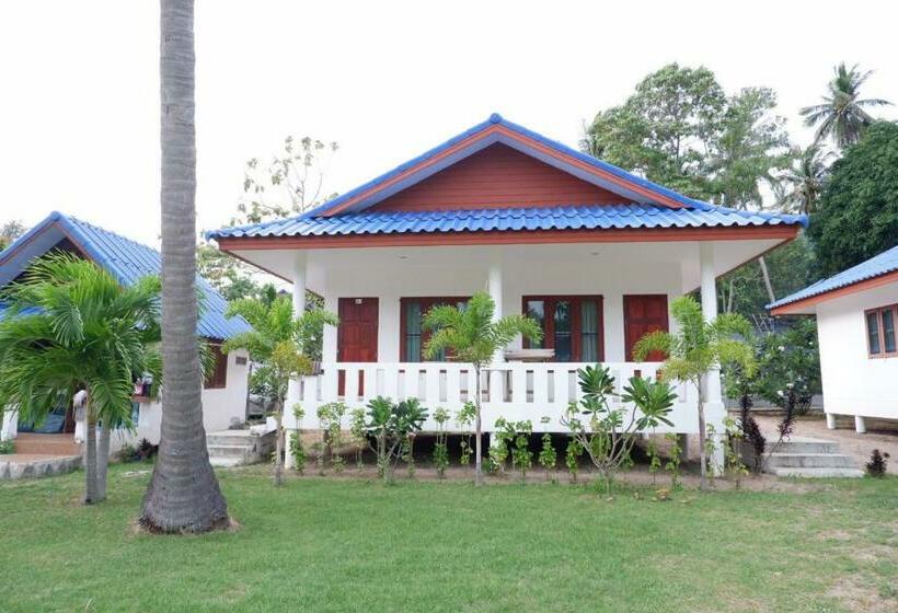 リゾートホテル O Chai Bungalows