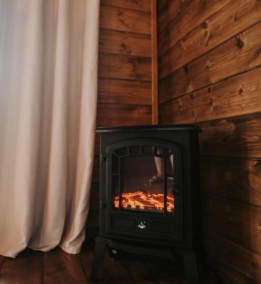 Romantické Ubytovanie Pre Dvoch V Lese