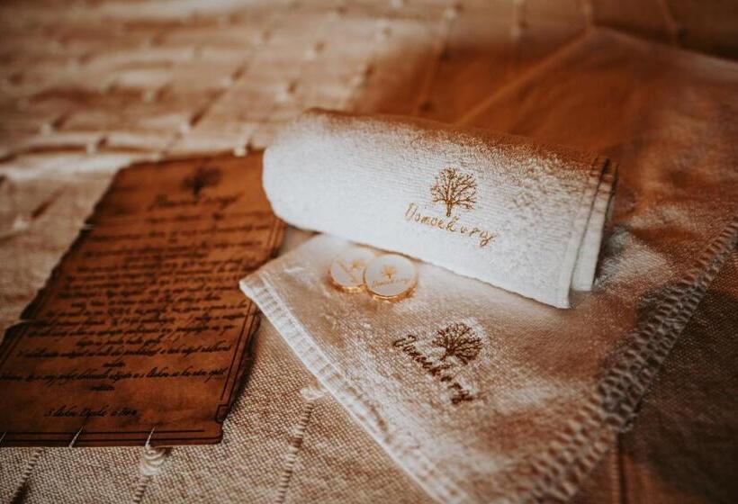 Romantické Ubytovanie Pre Dvoch V Lese