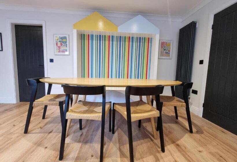 Salt & Surf Sea Views In Saltburn