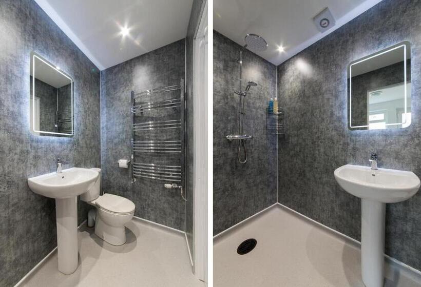 Sea View, Newquay Spacious House