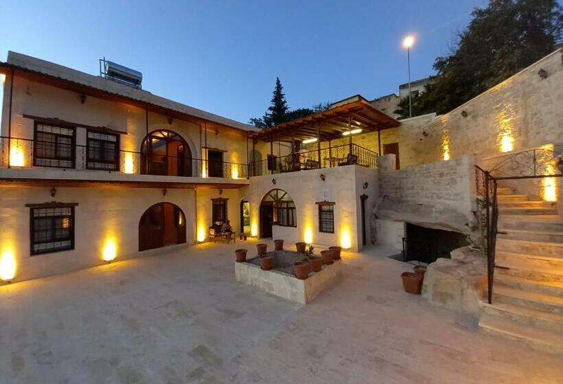 Türkmen Konagi Halfeti̇ Buti̇k Otel