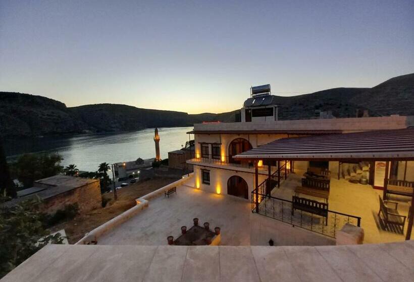 Türkmen Konagi Halfeti̇ Buti̇k Otel