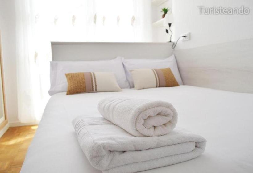 Viento Norte   Amplia Terraza Y Chill Out Para Quienes Buscan Descanso Y Calidez