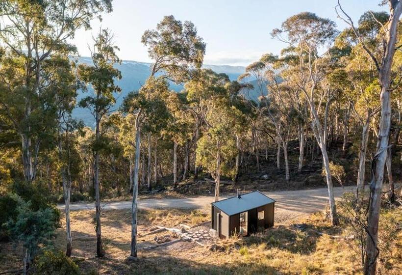 Wallaby Cabin