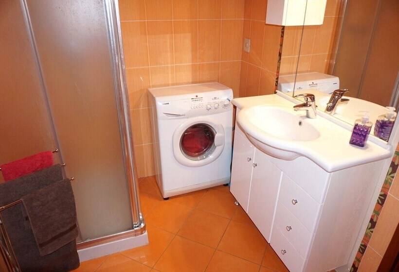 Enjoy Your Holiday In Our Pool   Beahost