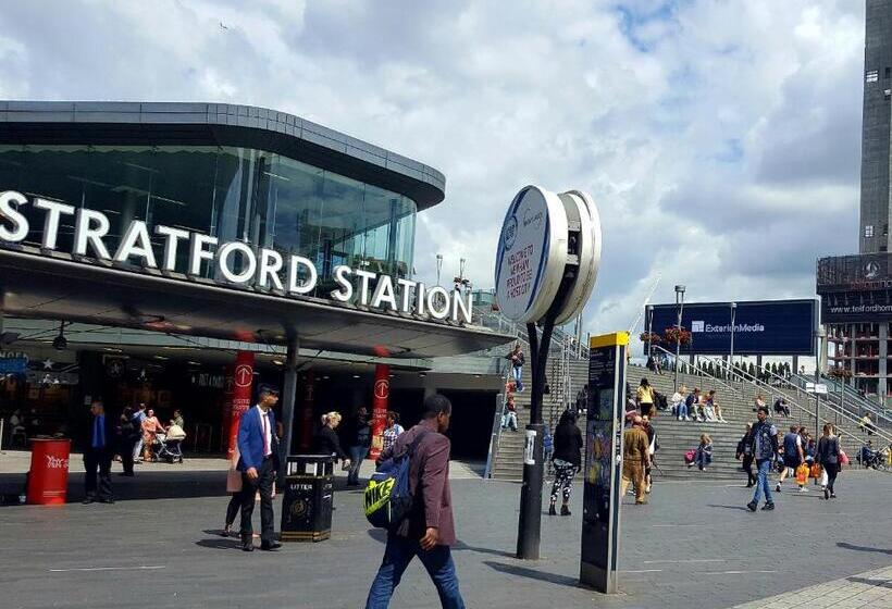 הוסטל The Heart Of Stratford..!