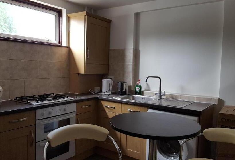 הוסטל The Heart Of Stratford..!