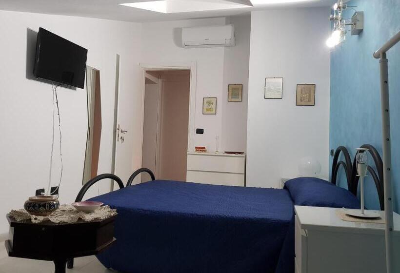 تختخواب و صبحانه Dormi Da Me Sul Mare