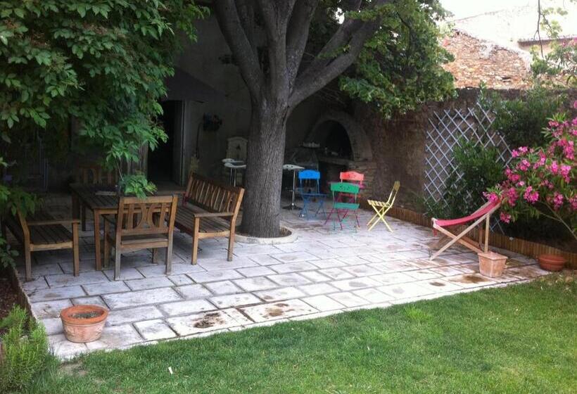 مبيت وإفطار La Cathare