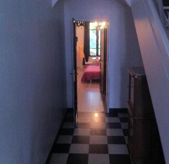 مبيت وإفطار La Cathare