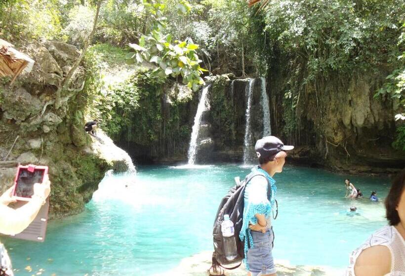 민박 Moalboal Bamboo House / Rooms