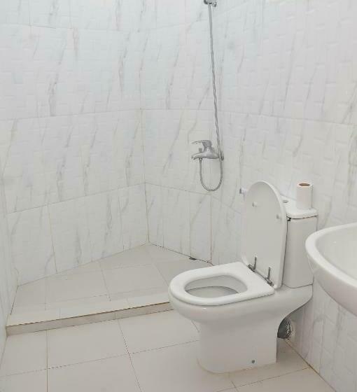 ベッドアンドブレックファースト Plumeria Motel   Stone Town Zanzibar